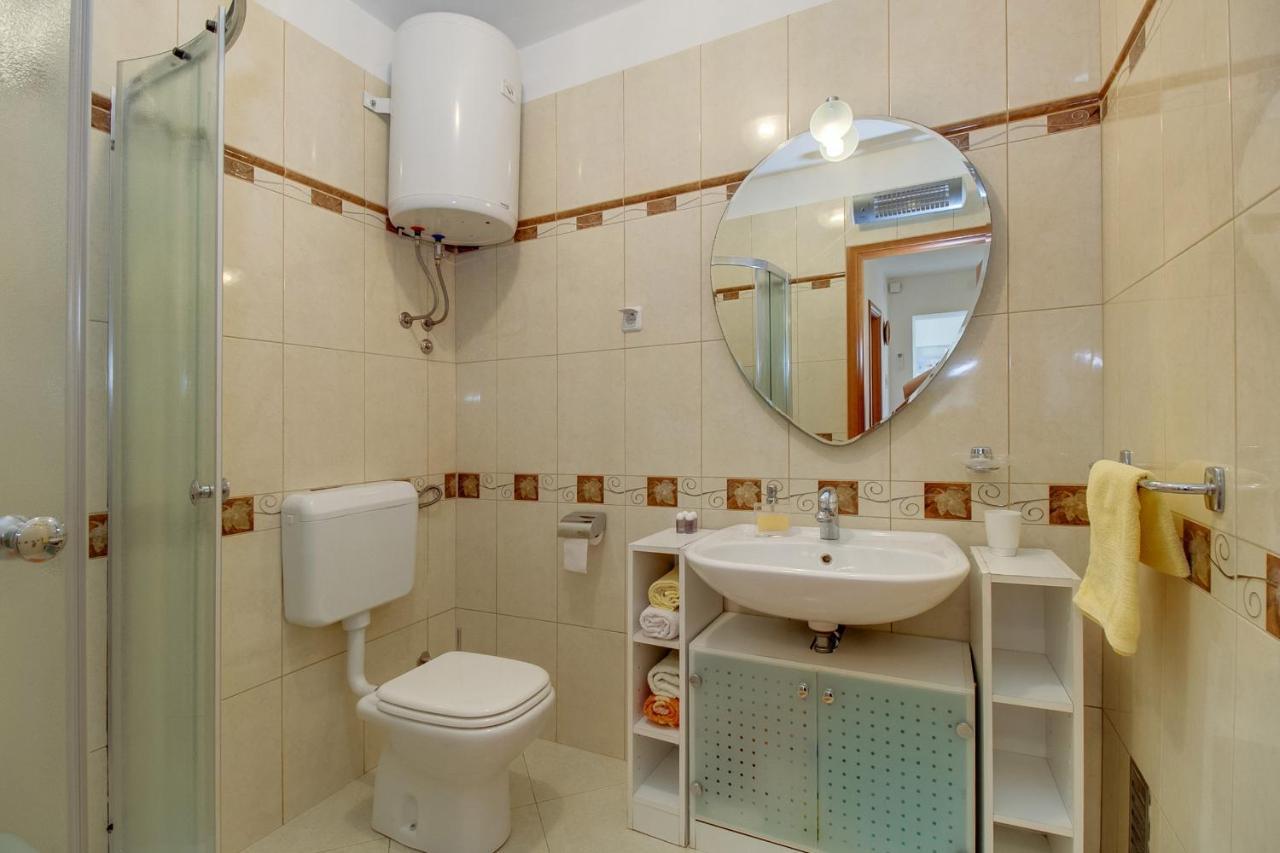 Apartman Mirjana 1 Mali Lošinj Eksteriør bilde